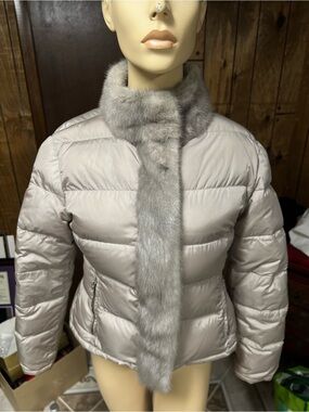 Prada Light Gray Puffer Jacket with Faux-Fur Trim and collar